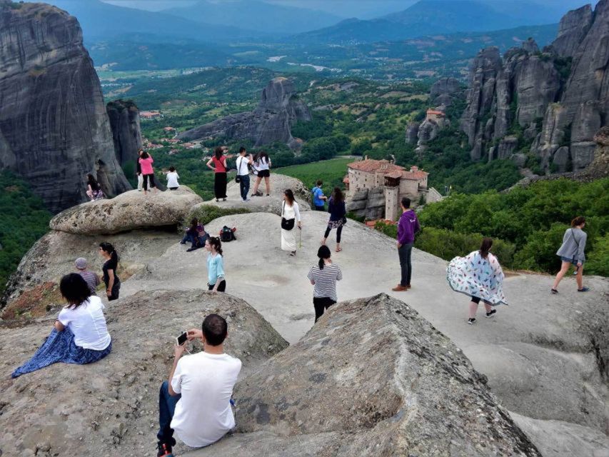 Athens: Meteora Monasteries Day Trip with Caves and Lunch - The Greek lunch voucher: what you get, and how to make it worth it