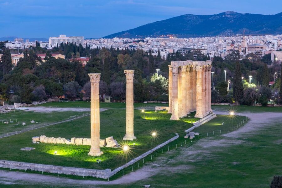 "Athens Night Experience - 4Hours" - Panathenaic Stadium and Temple of Olympian Zeus, the Two 20s and 30s