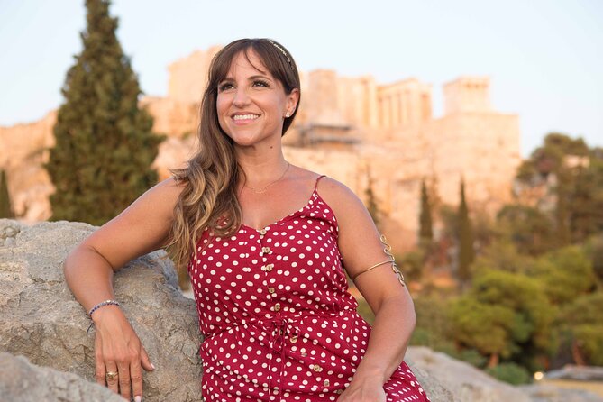 Athens Old City Private Photoshoot Tour/ 3hours - A private Athens photo shoot that feels like sightseeing