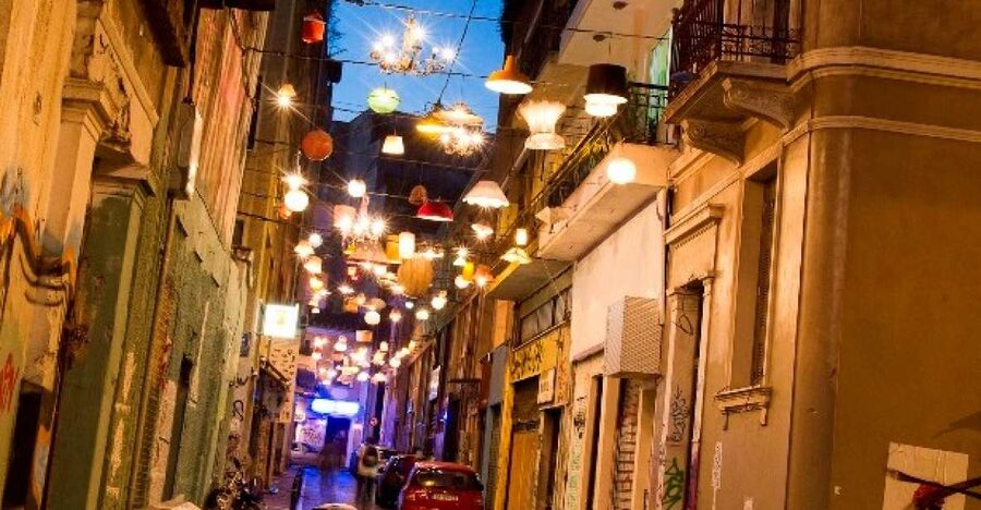 Athens: Old Town Electric Bike Tour with Local Mezes - Tips to get the best out of your e-bike and meze plan