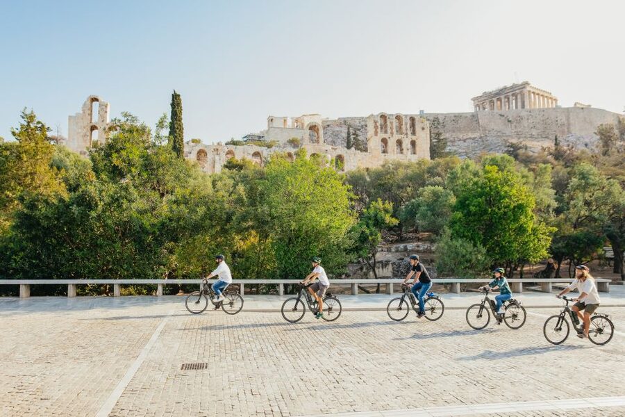 Athens: Old Town Highlights Guided E-Bike Tour - Meeting near the Acropolis metro, then riding the city like it’s yours