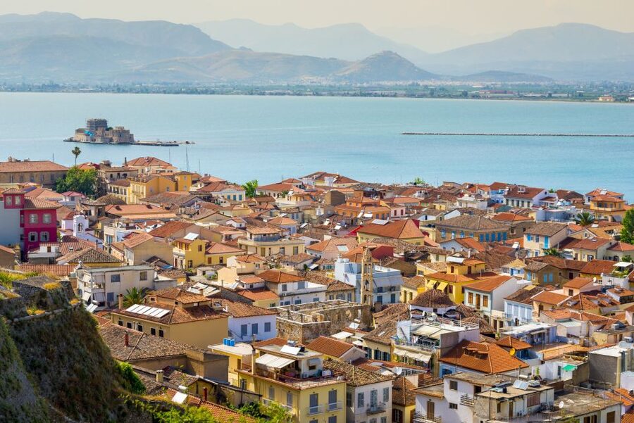 Athens: Peloponnese Highlights Day Trip and V.R. Audio Guide - VR Audio and Real-World Context at Mycenae and Epidaurus