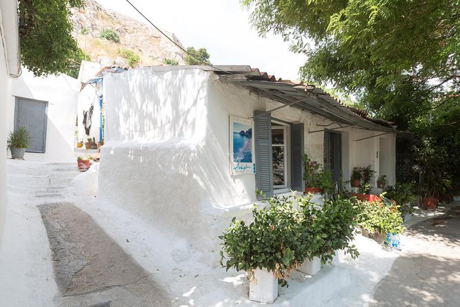 Athens Photography Tour - Stop 4: Plaka, Old Streets, and the Details People Miss