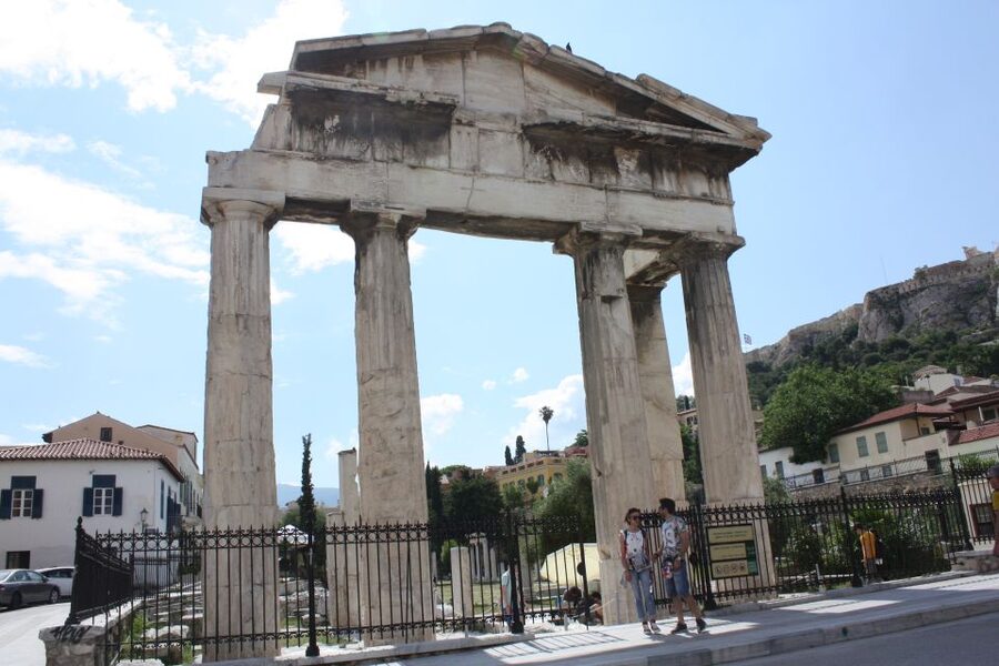 Athens: Plaka to Acropolis Smartphone Audio Tour - Key moments worth your time
