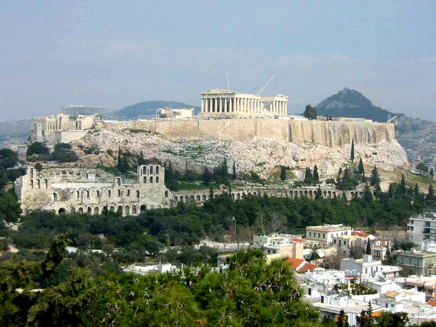 Athens: Private 4-Hour Tour with Acropolis and Old Town - Getting oriented at Crescendo Cafe, near Akropolis Metro