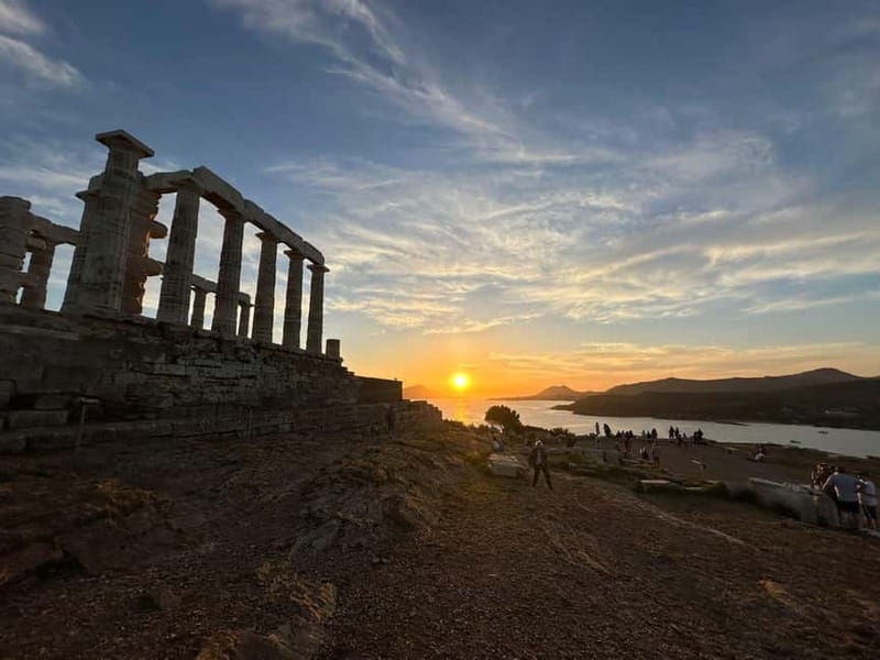 Athens: Private Cape Sounio & Temple of Poseidon Tour - Vouliagmeni Lake: the one-hour breather before the cliffs