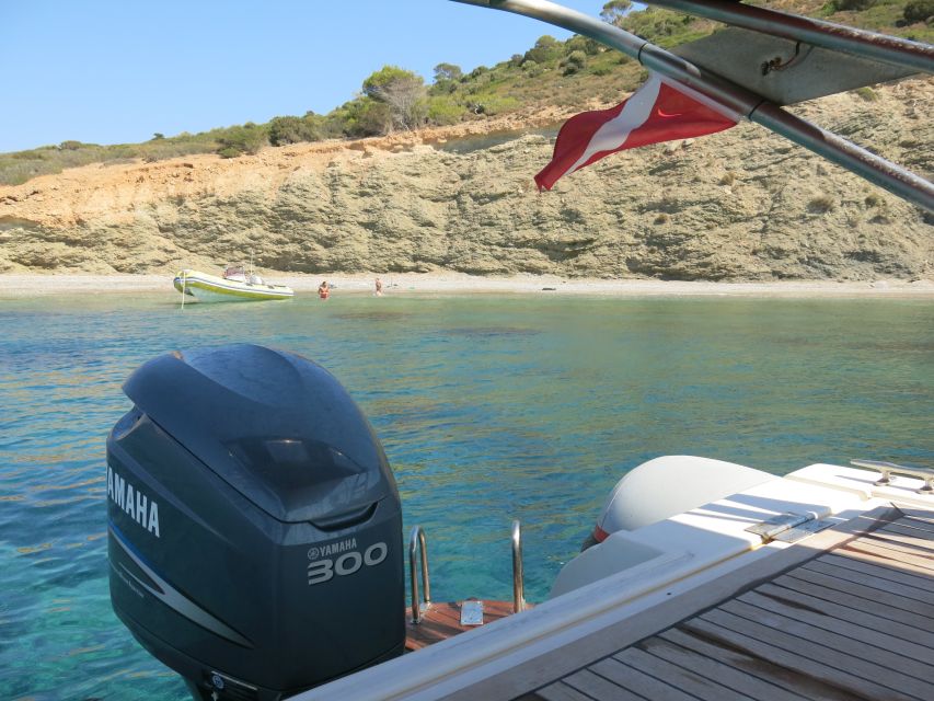 Athens: Private Cruise with Snorkeling and Swimming - Sea and Sun With a Side of Ancient Ruins