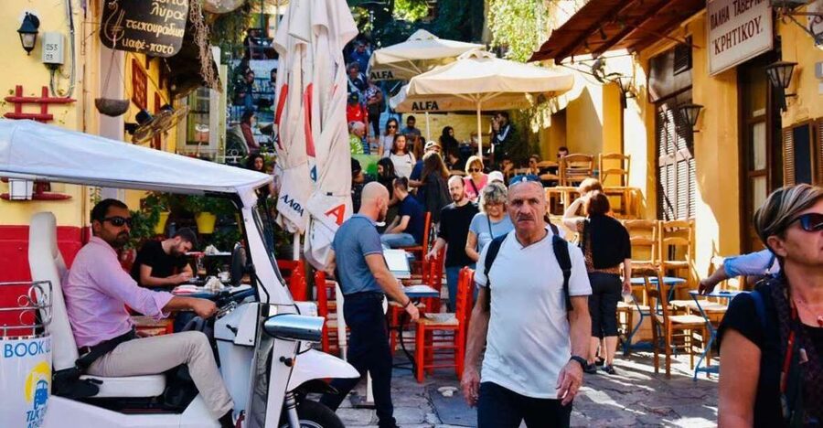 Athens: Private Evening Sightseeing Tour by Electric Tuk-Tuk - Key Things That Make This Athens Evening Tuk-Tuk Tour Worth It