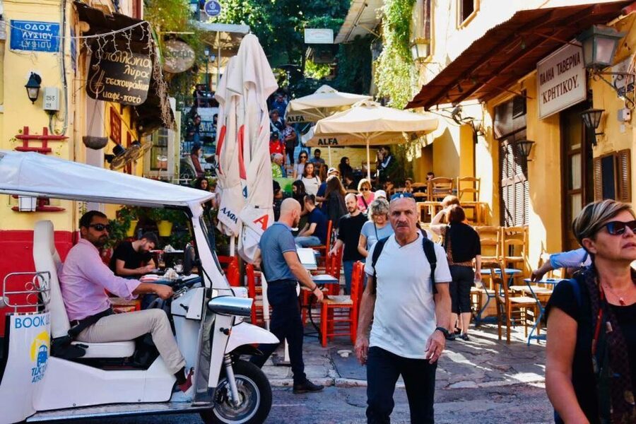 Athens: Private Evening Sightseeing Tour by Electric Tuk-Tuk - Why Athens Looks Better From an Electric Tuk-Tuk