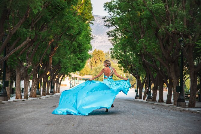 Athens Private Photoshoot - Price and logistics that make sense for groups up to 4