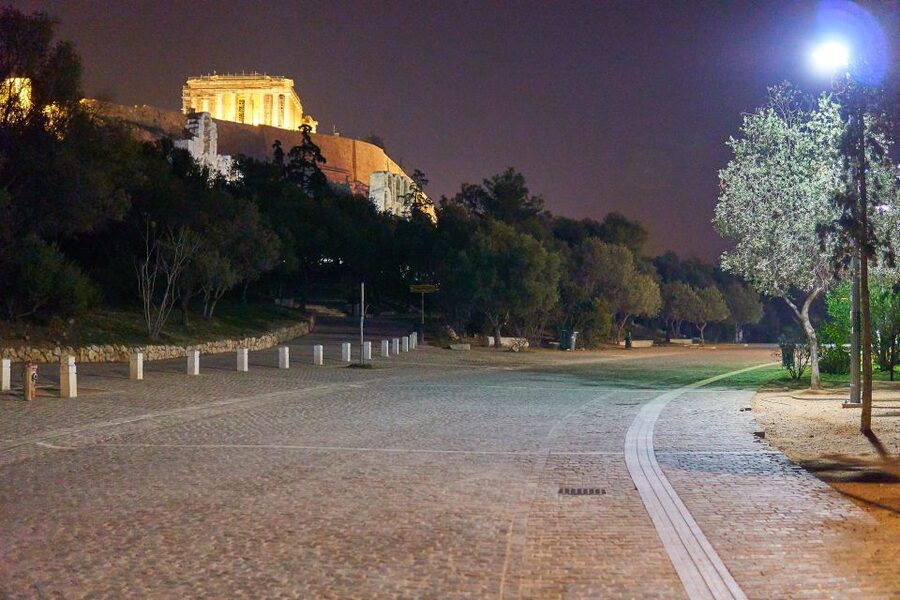 Athens: Private Tour with Acropolis Skip-the-Line Entry - Parthenon to Erechtheion: how a guide makes the stones click