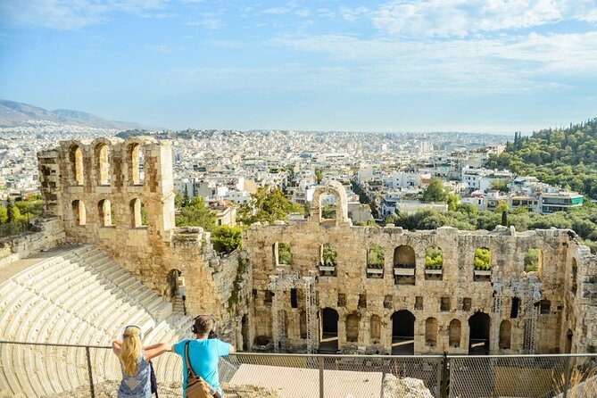 Athens Private Walking Tour: Acropolis monuments, Plaka and local food - Plaka and Anafiotika: when the city feels like a small village