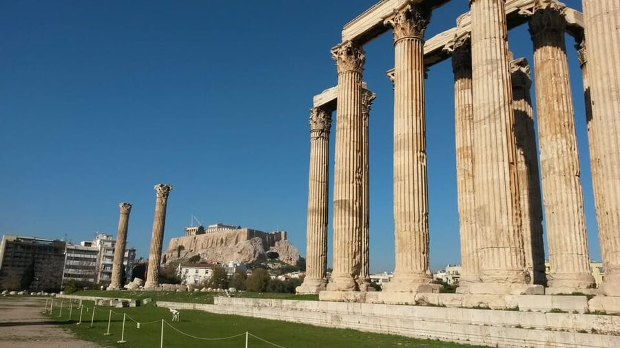 Athens Private Walking Tour in Spanish - Why a private Spanish walk beats a rushed highlights tour