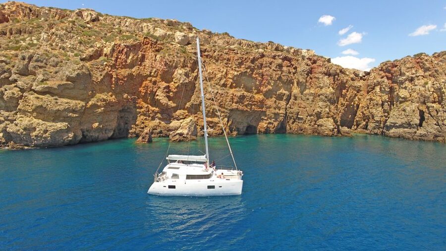 Athens: Riviera Catamaran Cruise with Meal and Drinks - Price and value: is $200 worth it?