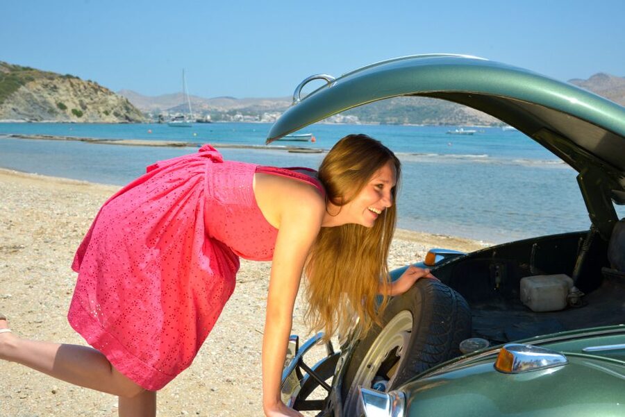 Athens: Riviera Photo Tour in a Vintage Volkswagen Beetle - Price and Value for a Private Up to-Two Group
