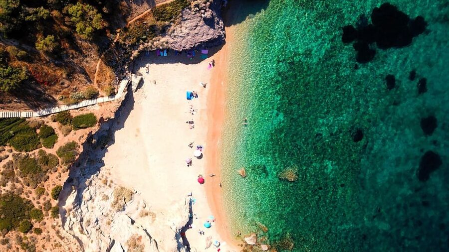 Athens Riviera: Poseidon Temple & Lake Vouliagmeni Day Tour - What to Bring for a Sun-and-Sea Day