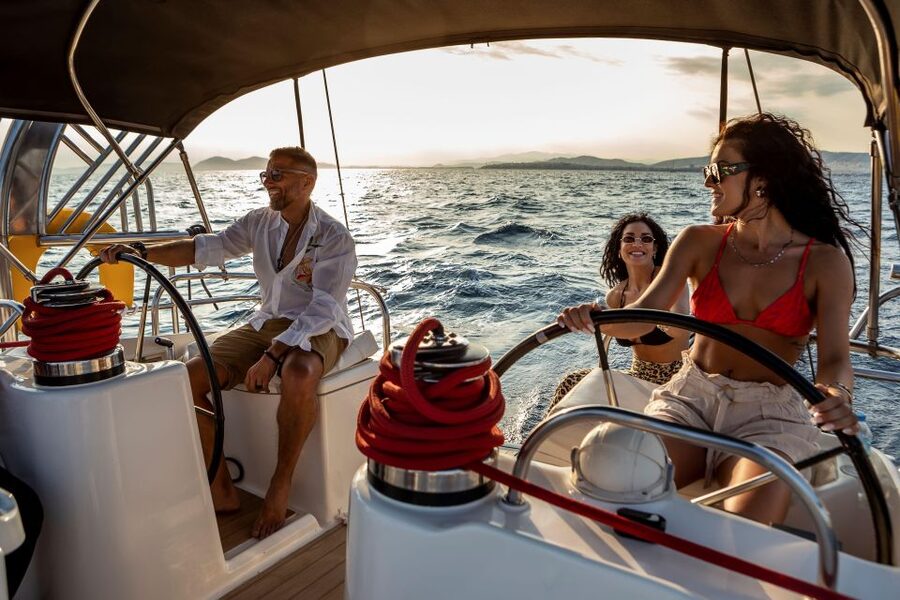 Athens Riviera: Private daily sailing cruise with lunch - Practical tips before you go