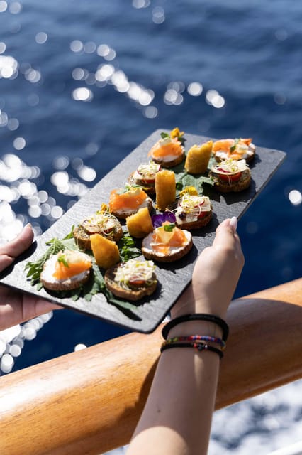 Athens: Saronic Islands Cruise with VIP Area Seating & Lunch - Should you book this Athens Saronic Islands VIP cruise?