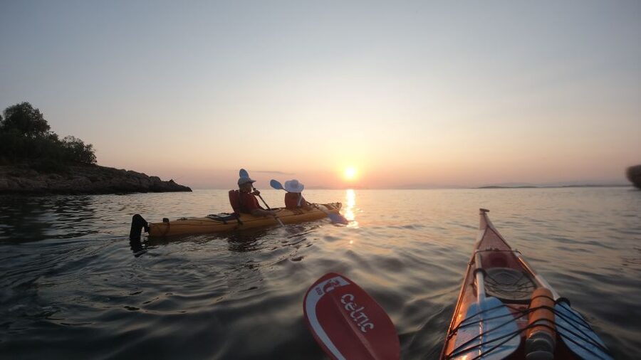 Athens: Sea Kayak Sunset Tour - Getting to Kavouri Beach, and why the van ride matters