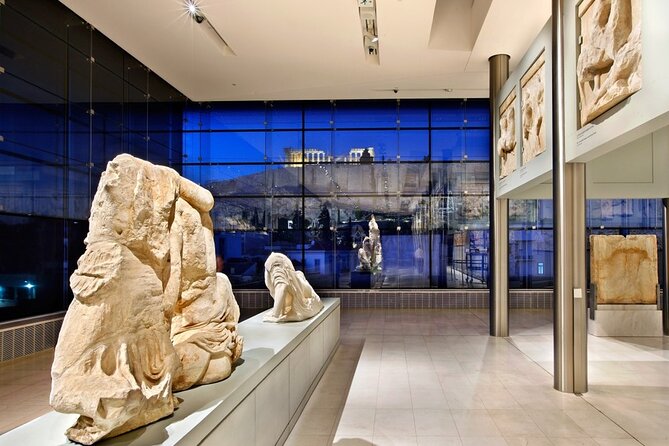 Athens sightseeing Spanish guided tour with Acropolis and museum - Syntagma Square and Omonoia: Athens Politics, Neoclassics, and Everyday Life