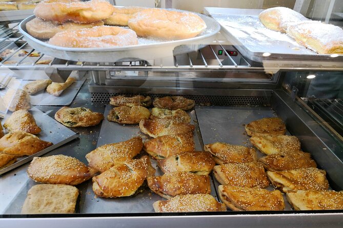 Athens Street Food Tour: Taste the best street food - Stop 1: Platia Monastirakiou, start in the right neighborhood