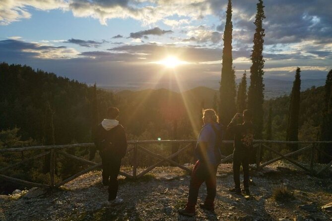 Athens Sunset Hymettus Mountain Hike - The hike rhythm: 2.5 hours of guided paths and viewpoints