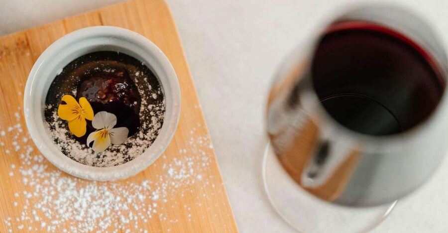 Athens: Tasting of 6 Wines from Kefalonia with Food Pairing - How water pairing changes the tasting experience