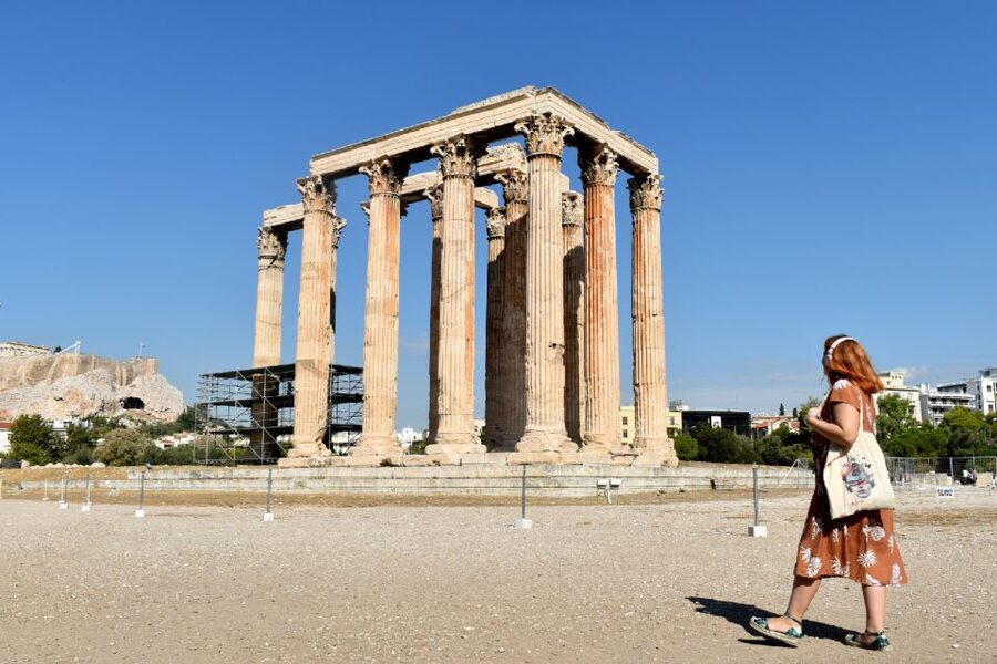 Athens: Temple of Olympian Zeus Ticket and Audio Tour - The 700-Year Construction Saga (and Why Time Feels Weird Here)