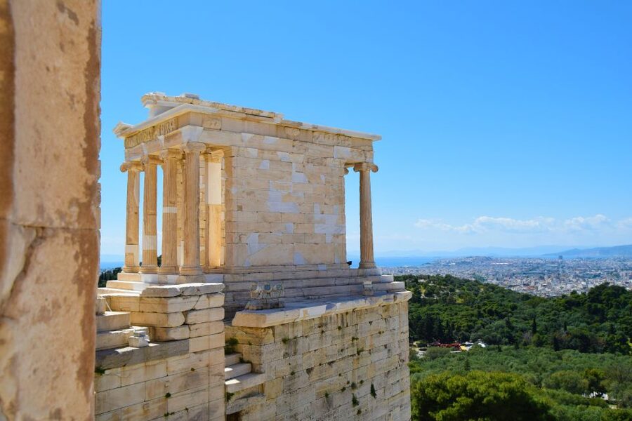 Athens: The Acropolis Guided Walking Tour in Dutch - Odeon of Herodes Atticus and the ancient hospital stop