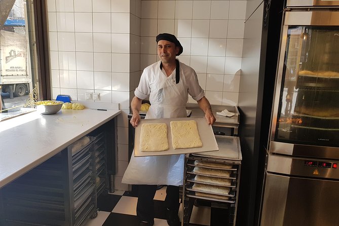 Athens: The Classic Food Tasting Tour - Goat milk ice cream: traditional recipe, innovative presentation