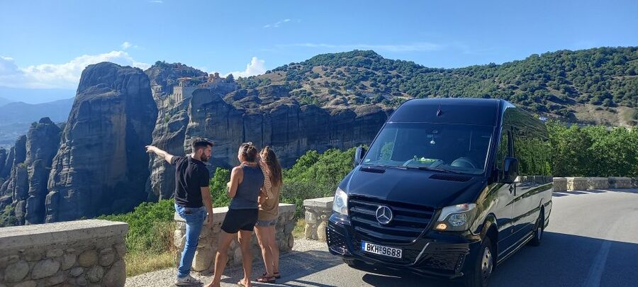 Athens to Meteora, Day Trip with Local Guide,up to 9 people - From St. Larissis to Kalabaka, then up to the monasteries