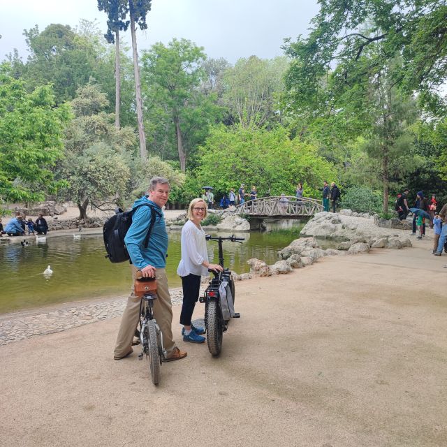 Athens tour with electric bicycle - Temple of Olympian Zeus and Hadrian’s Arch for the big-picture payoff