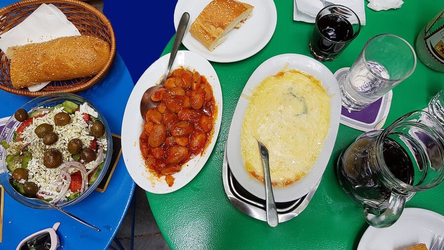 Athens: Traditional Greek food tour in hidden spots - Fish, meat, fruit, and spice markets: the ingredient lesson you can taste