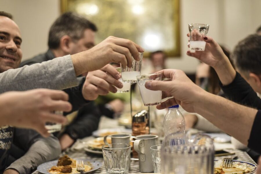 Athens: Ultimate Food Walking Tour with 15 Tastings - Entering Athens through food, from Syntagma Square on