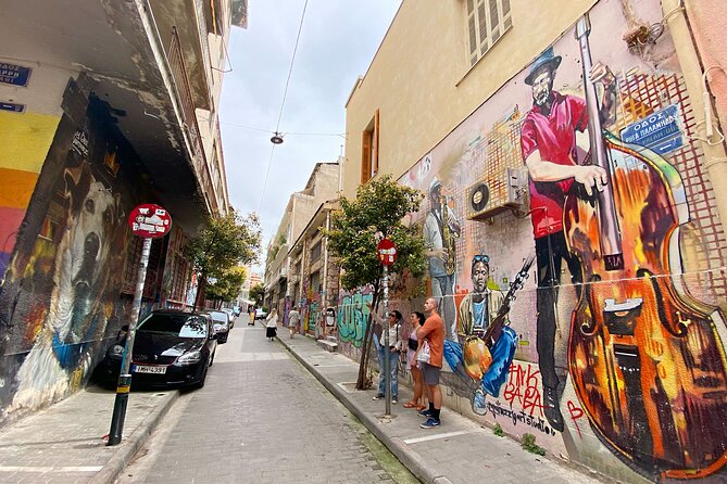 Athens Urban Treasure Hunt w Food Stop - Avysinias Square to Monastiraki: Short Stops, Big Atmosphere