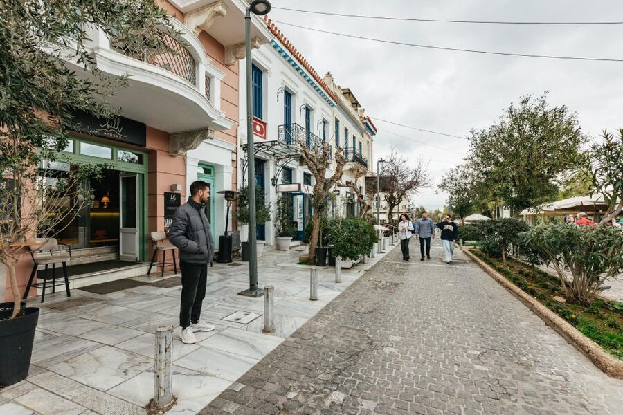Athens: Wine Tasting with a Sommelier under the Acropolis - Pairing Logic: Why Tapas Here Feel Like Part of the Wine Lesson