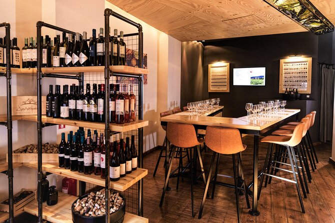Athens: Wine Workshop Create your Own Wine under the Acropolis - Finding your way to Tournavitou 9 and settling in fast