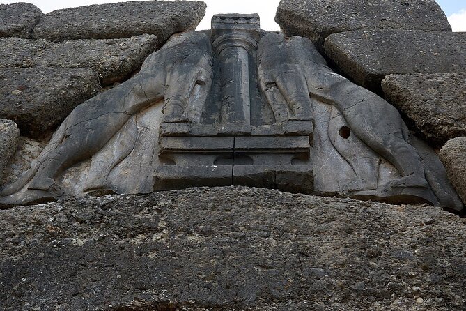 Best of Greece: 7-Day Tour to Real Greece of the Peloponnese, Delphi and Meteora - Day 1: Corinth Canal, Mycenae, Nafplio, and Epidaurus acoustics