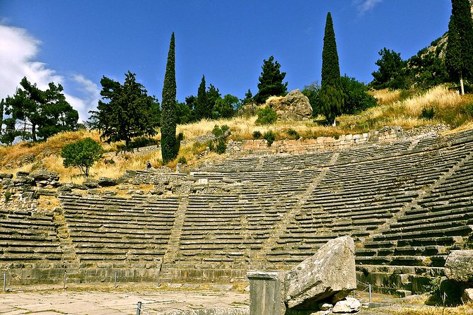 BEST PRIVATE TOUR TO DELPHI: Delphi Arachova Hosios Monastary - Arachova Lunch Break With Views and Shop Time