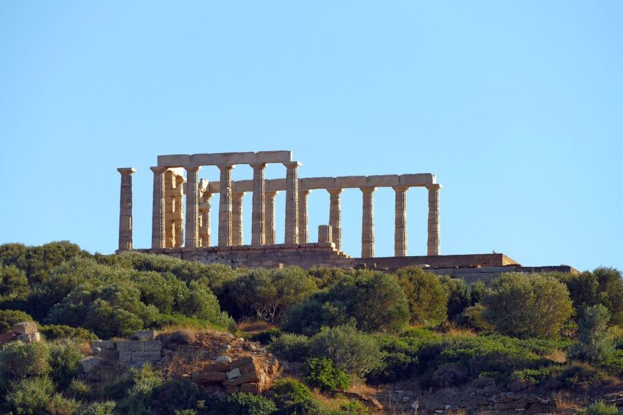 Cape Sounion: Self-Guided Highlights Audio Tour - Moving Through the Surroundings, Not Just the Main Ruins