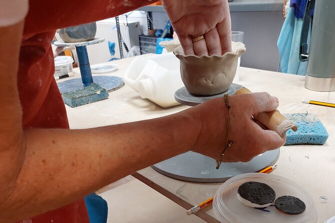 Ceramics Workshops For Kids Only / Artemida - The One-Hour Schedule: What Happens During Class