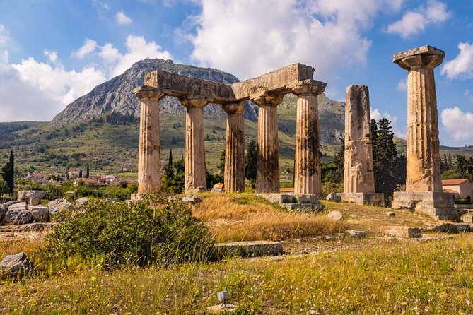 Corinth Canal, Mycenae & Nafplion Premium Tour with Expert Guide - Nafplio: Venetian castles and old-town charm in a 45-minute window