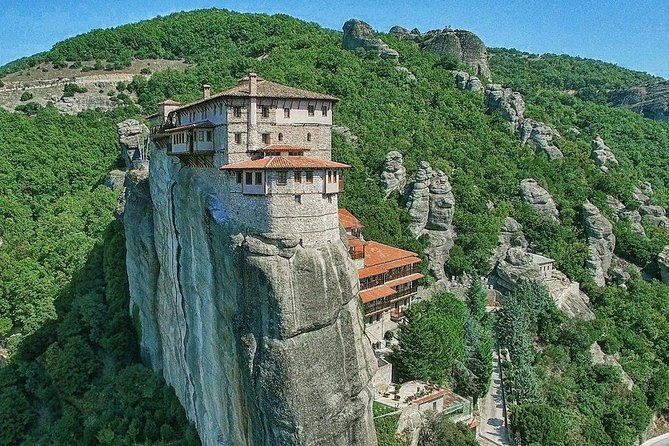 Delphi and Meteora Private Tour (up to 11 people) - Day 2: Meteora monasteries and a Thermopylae history stop on the way back