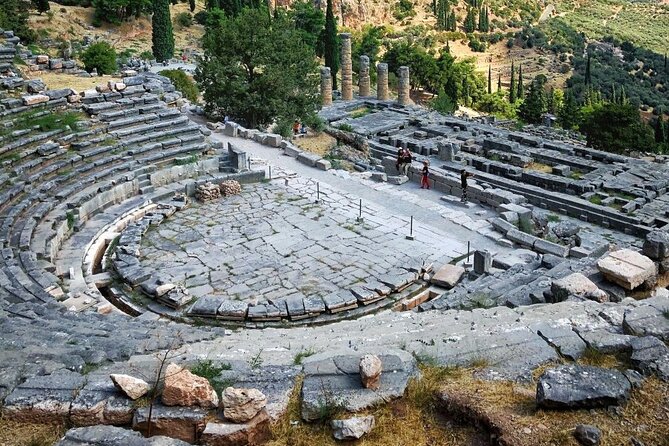 Delphi and Thermopylae Full Day Experience - Thermopylae and the Leonidas Monument: why the pass was everything