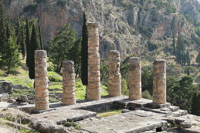 Delphi, Arachova and Levadia Krya Springs, Private Day Tour - Arachova at 960 Meters: Photo Stop, Mountain Town, and Pleistos River