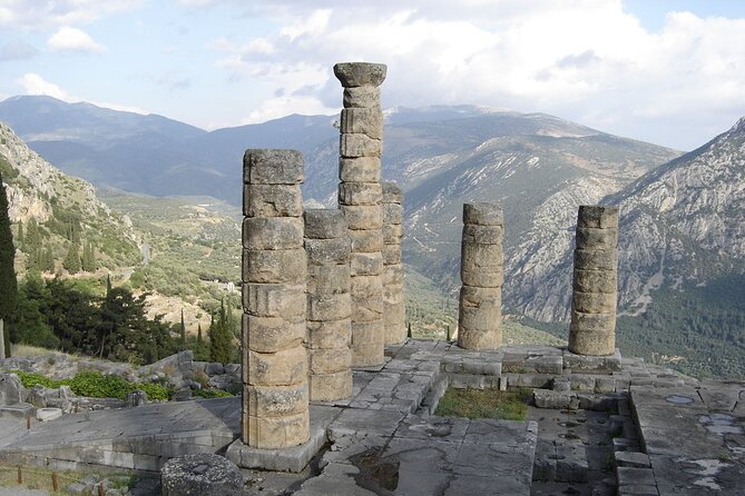 Delphi, Arachova and Levadia Krya Springs, Private Day Tour - Delphi Archaeological Museum: What the Sanctuary Lost, the Museum Keeps