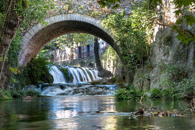Delphi, Arachova and Levadia Krya Springs, Private Day Tour - Delphi Town and Lunch With Corinthian Gulf Views
