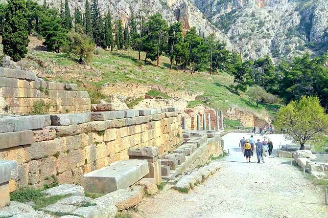 Delphi Arachova & Monast. Hosios Loukas from Athens Private Tour - Price and Value: When This Private Format Makes Sense