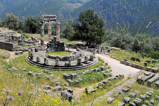 Delphi Archaeological Site &Museum ticket with 3D Audiovisual - Delphi Archaeological Museum: turn artifacts into a story with your phone