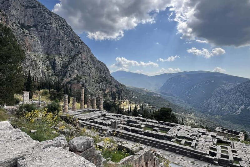 Delphi: Archaeological Site & Museum Ticket with Audio Tours - Mapping the outdoor ruins: what you will actually see outside